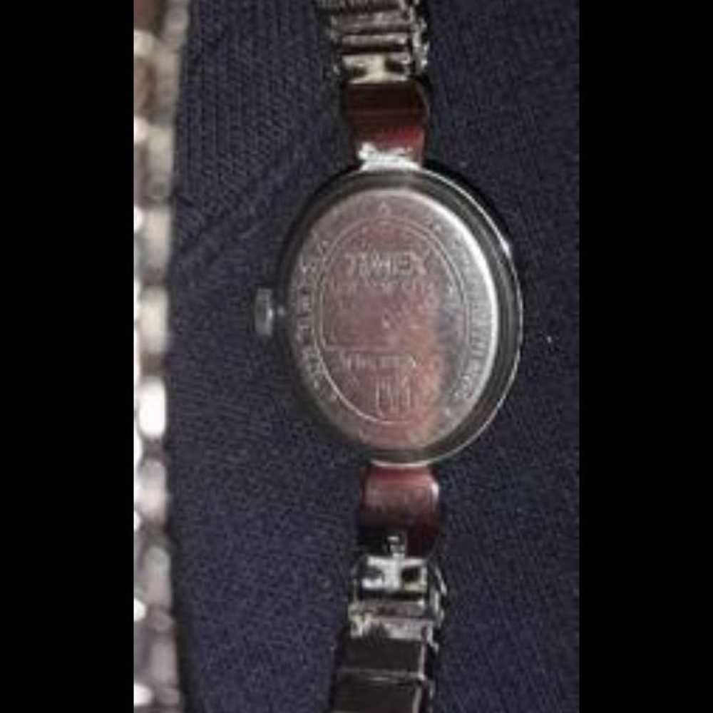 VINTAGE TIMEX LADIES WATCH - image 2