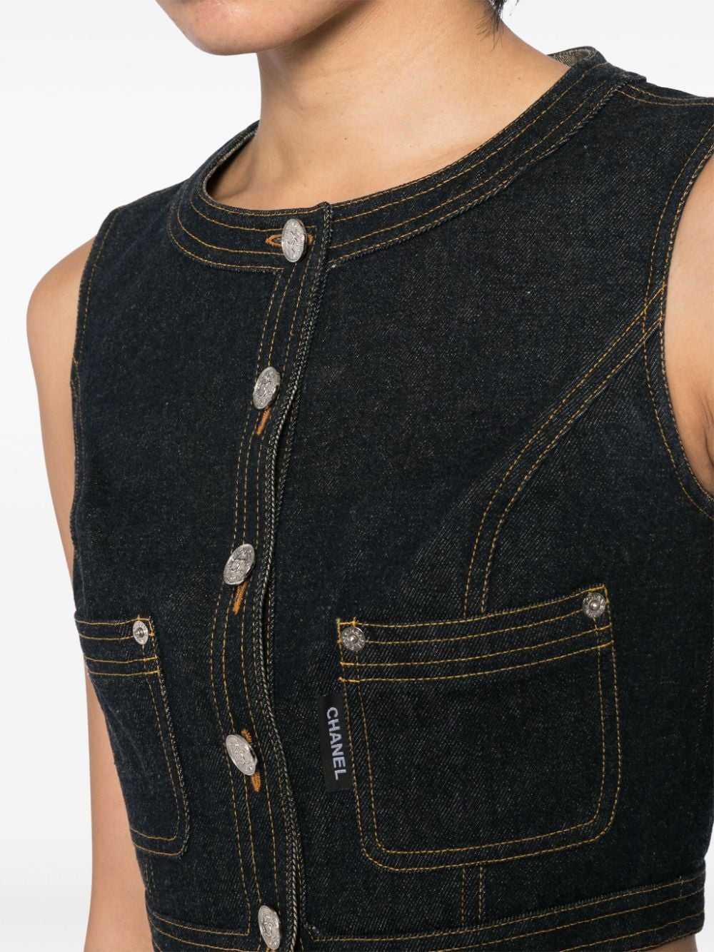 CHANEL Pre-Owned 1990-2000s cropped denim vest - … - image 5