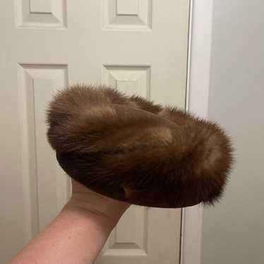 Vintage Darcel Exclusive Mink Fur Pillbox Hat - image 1