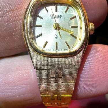 Ladies, vintage citizen, wristwatch - image 1