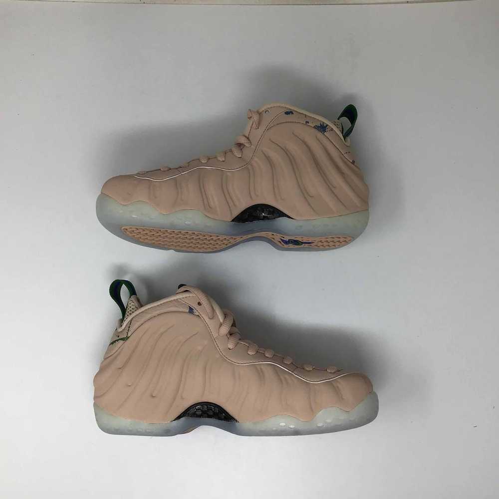 Nike Wmns Air Foamposite One Particle Beige - image 2