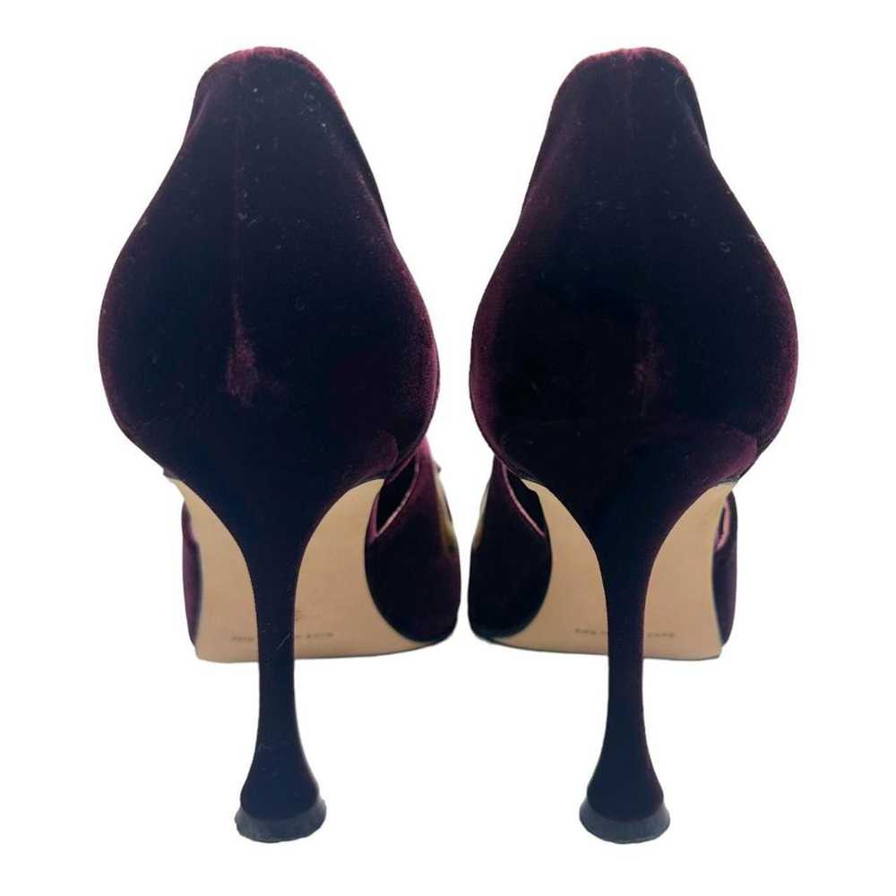 Manolo Blahnik Heels - image 7