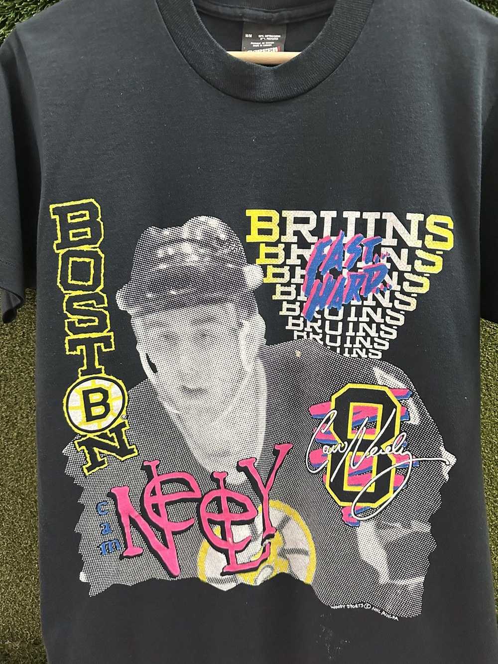 NHL × Tee × Vintage Vintage NHL Boston Bruins Cam… - image 4