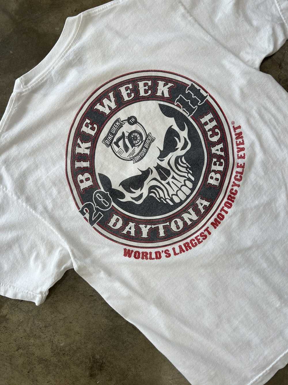 Vintage Vintage 2011 70th Daytona Bike Week Tee S… - image 1