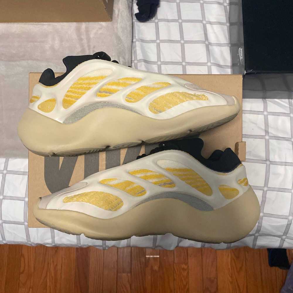 Adidas Yeezy 700 V3 Safflower - image 8