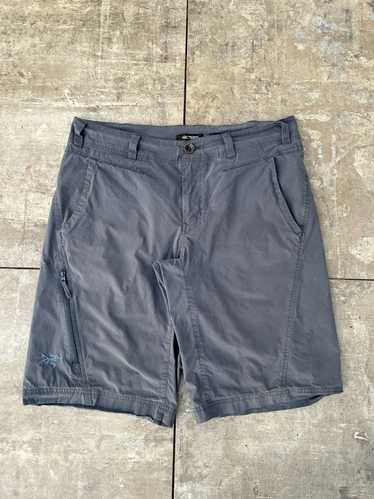 Vintage Arc’Teryx outlet Charcoal Grey Hiking Shorts ArcTeryx Size 36