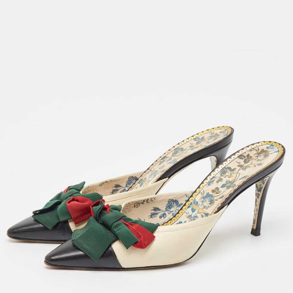 Gucci Patent leather sandal - image 2