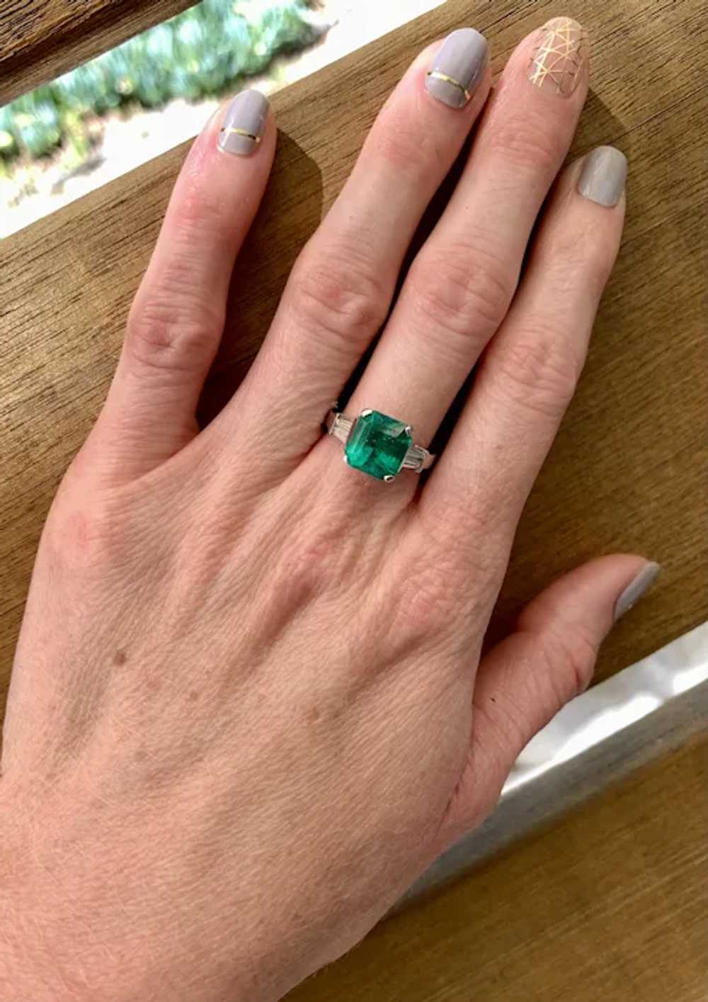 Platinum 3.20 Carat Colombian Emerald and Diamond… - image 9