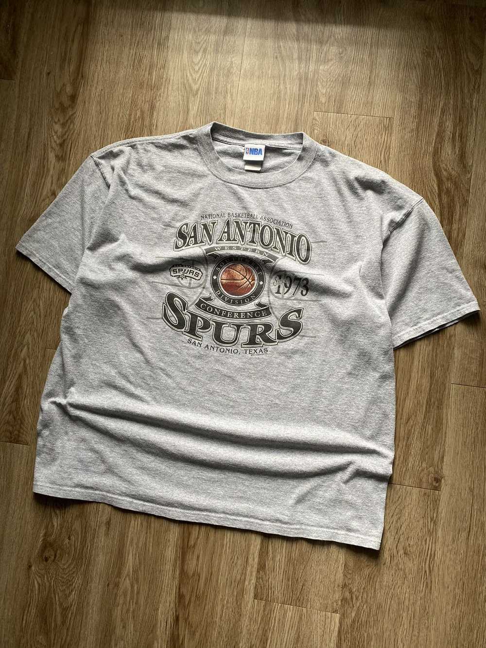 NBA × Streetwear × Vintage VINTAGE SAN ANTONIO SP… - image 2