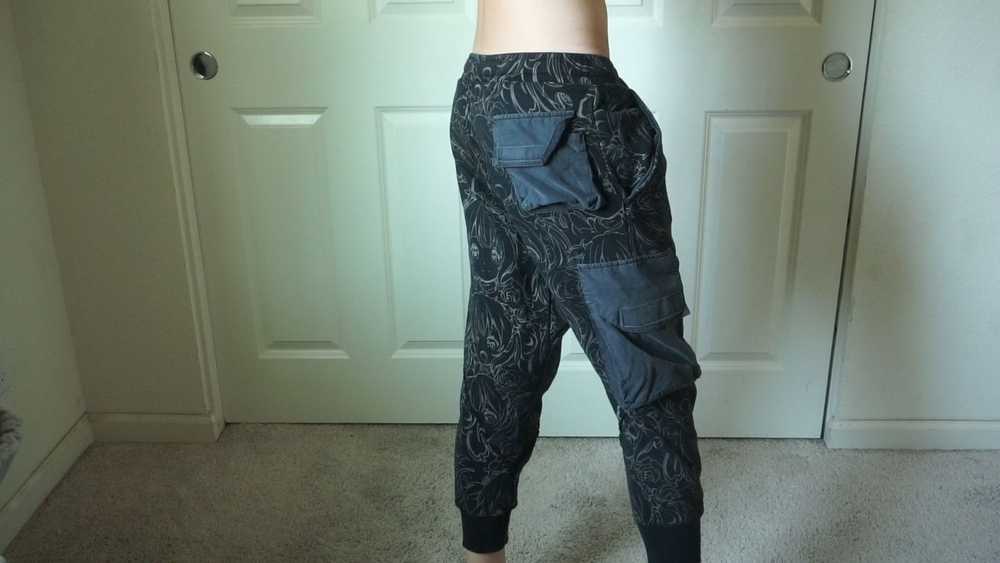 Vintage Invasion Club Corruption Arc Joggers - image 4