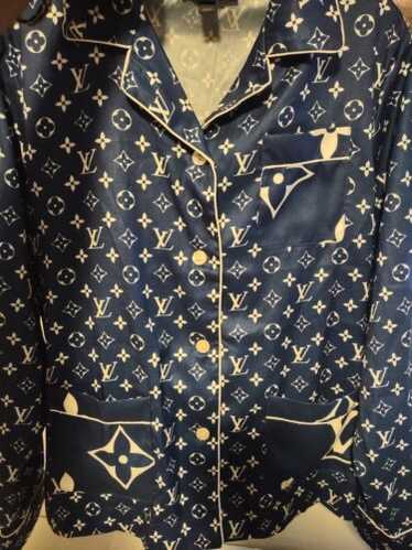 LOUIS VUITTON - LOUIS VUITTON ルイヴィトン 23SS L/S Masculine Pajama Shirt モノグラムマスキュリン シルク長袖パジャマシャツ ネイビー/クリーム レディース RW231W TR0 FOTP07 楽天市場】LOUIS VUITTON(ルイヴィトン) サイズ:36 23SS L/S