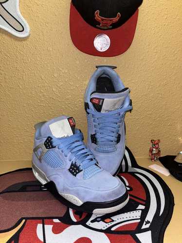 Jordan Brand Jordan 4’s UNC university blue