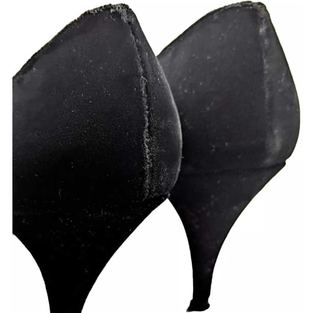 Stuart Weitzman Velvet heels - image 9