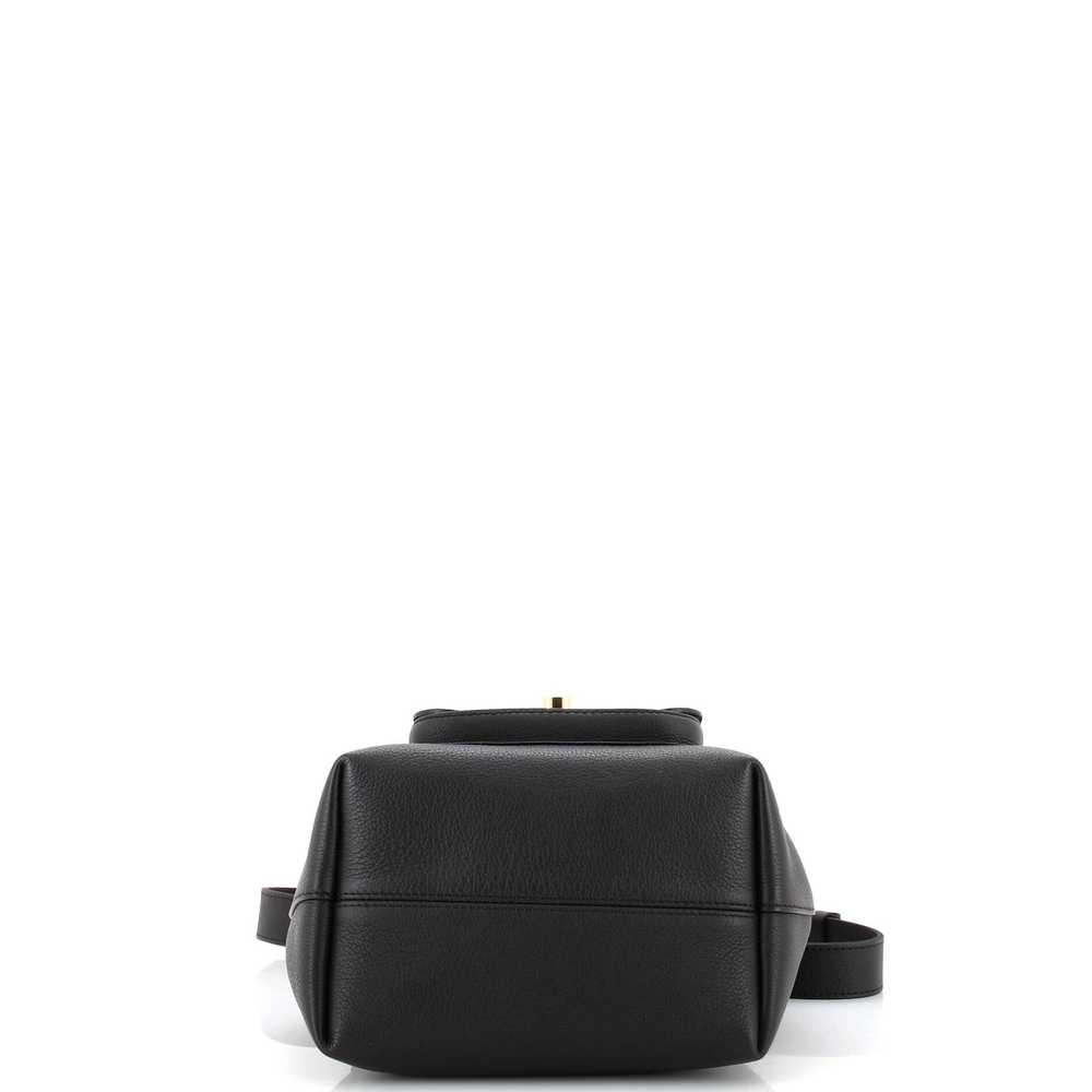 Louis Vuitton Lockme Pocket Bucket Bag Leather - image 4