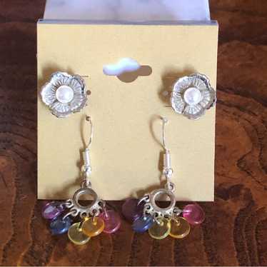 Jewelry Set of two pairs of fashion earrings - image 1