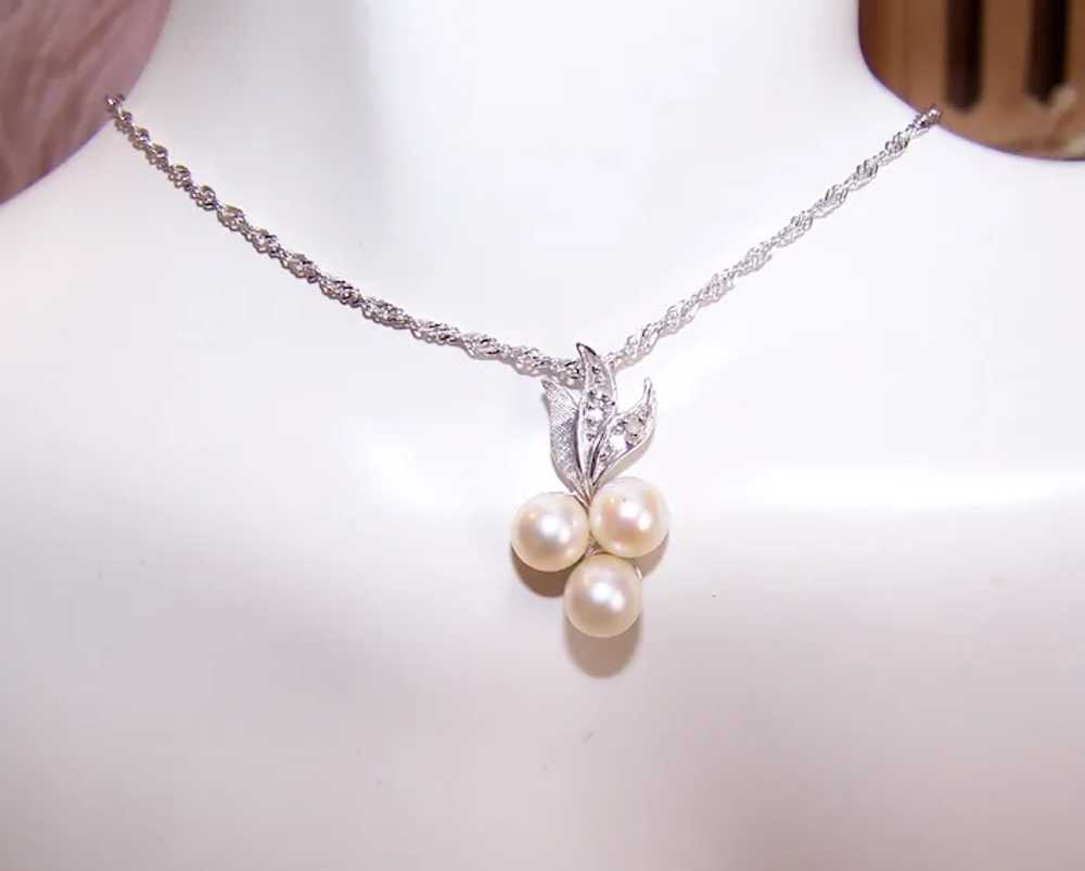 14K Gold Diamond and Cultured Pearl Pendant on 14… - image 4