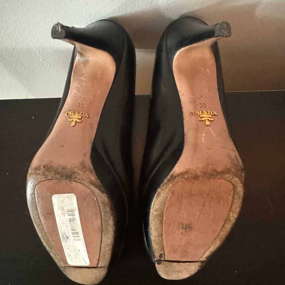 Black leather Prada Heels pumps size 39 - image 5