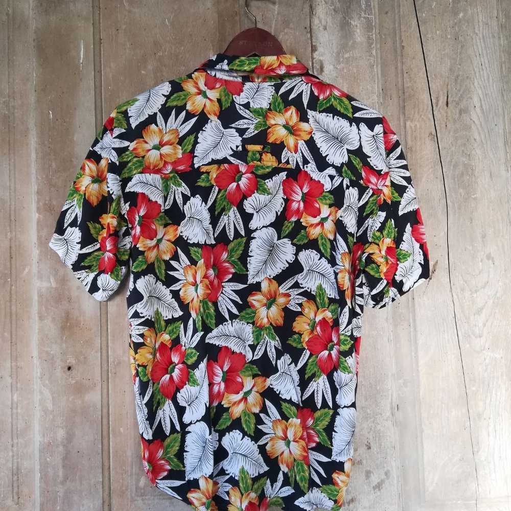 Topical Aloha Shirt - image 6