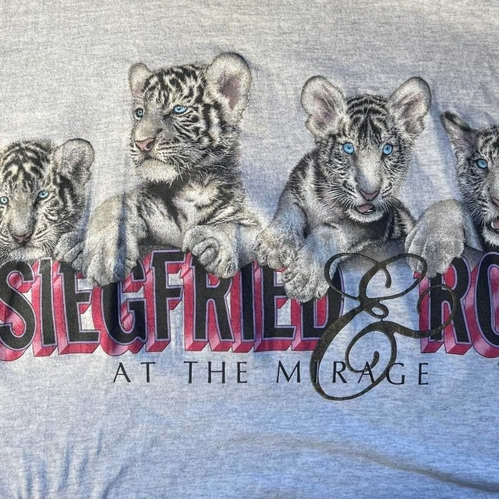 Vintage 90s Siegfried and Roy the Mirage Shirt - image 4