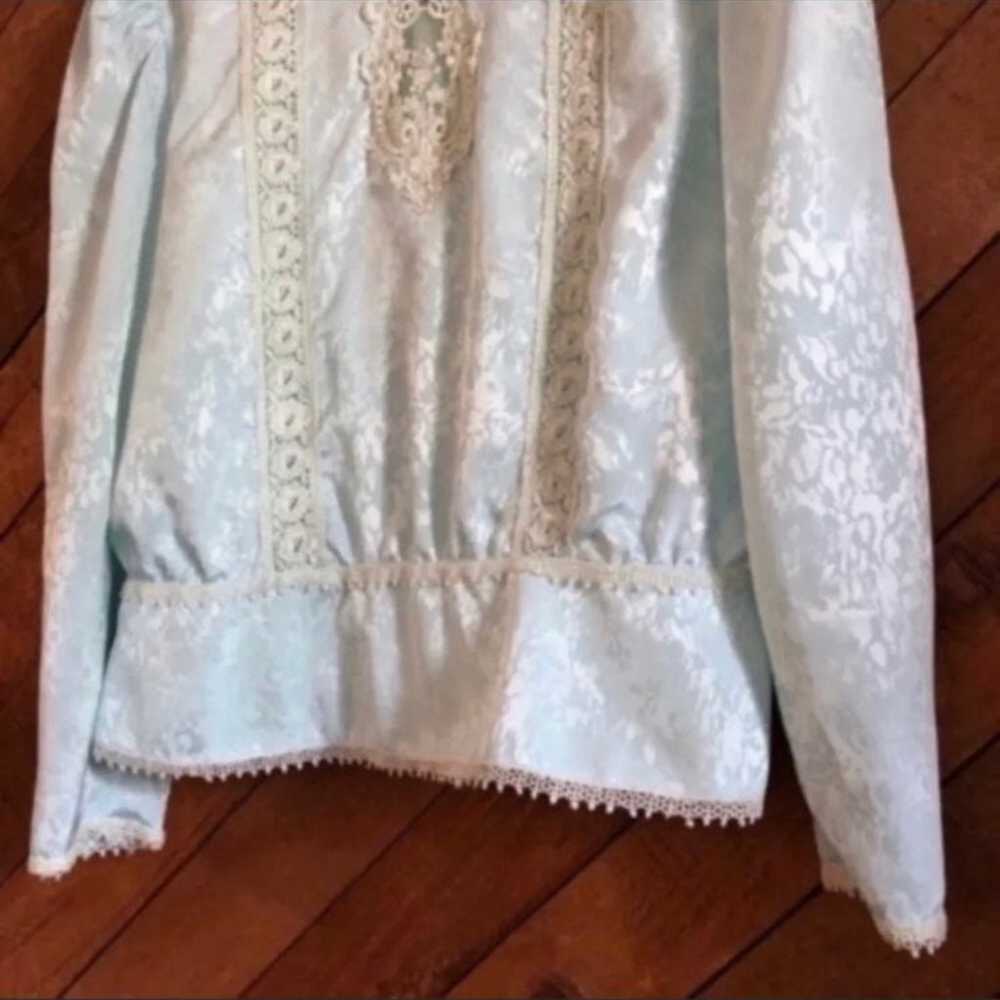 Vintage mint blue lace peasant top - image 8