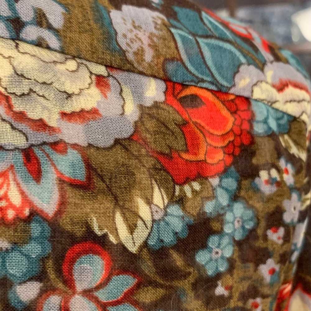 Vintage Blouse in a sheer chinoiserie fabric - image 3