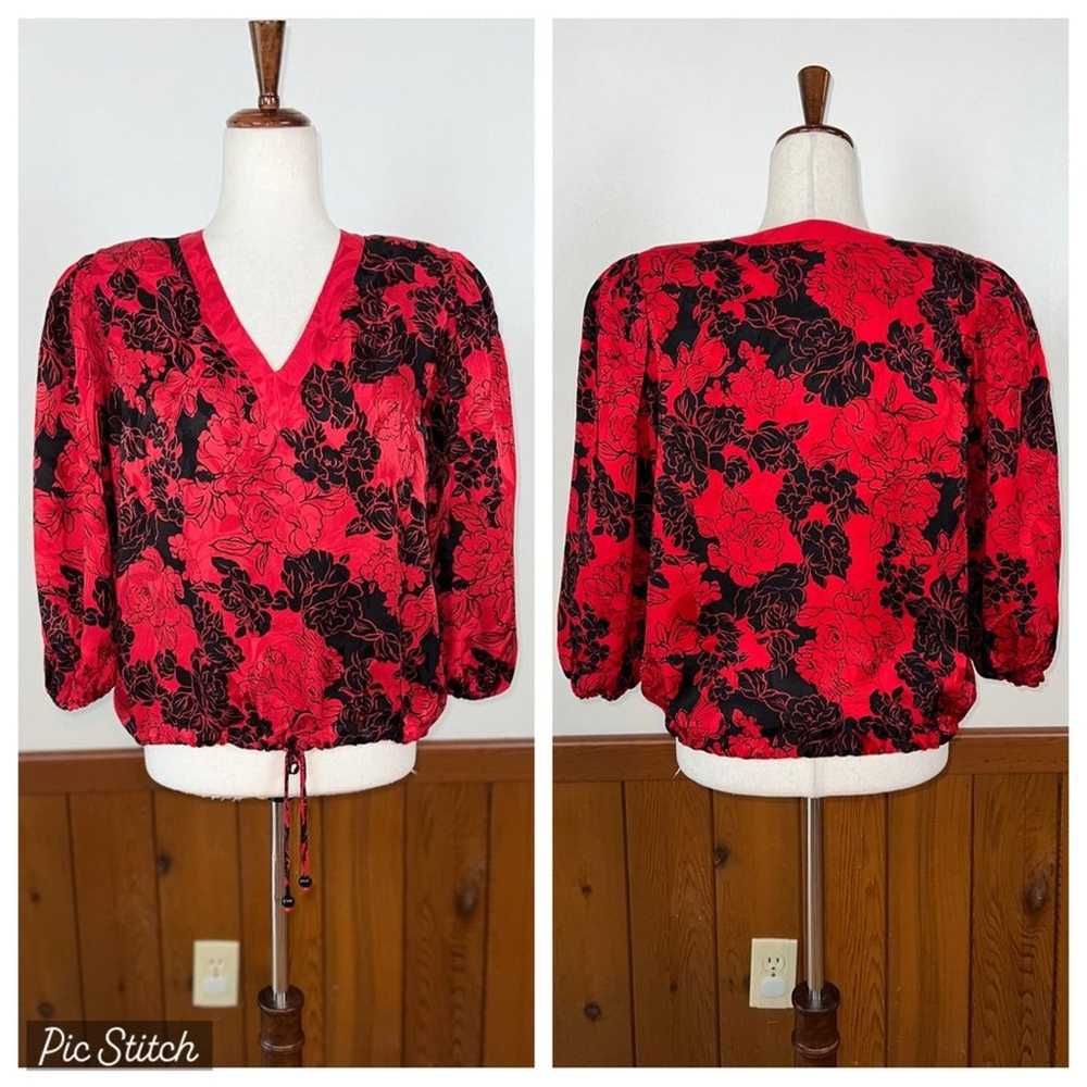 Fabulous Vintage 1980s Silk Floral Blouse! - image 1