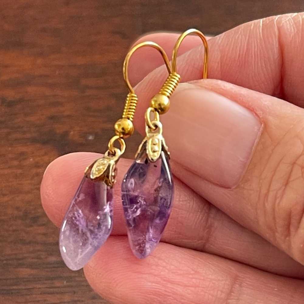 Natural amethyst gold tone drop earrings - image 2