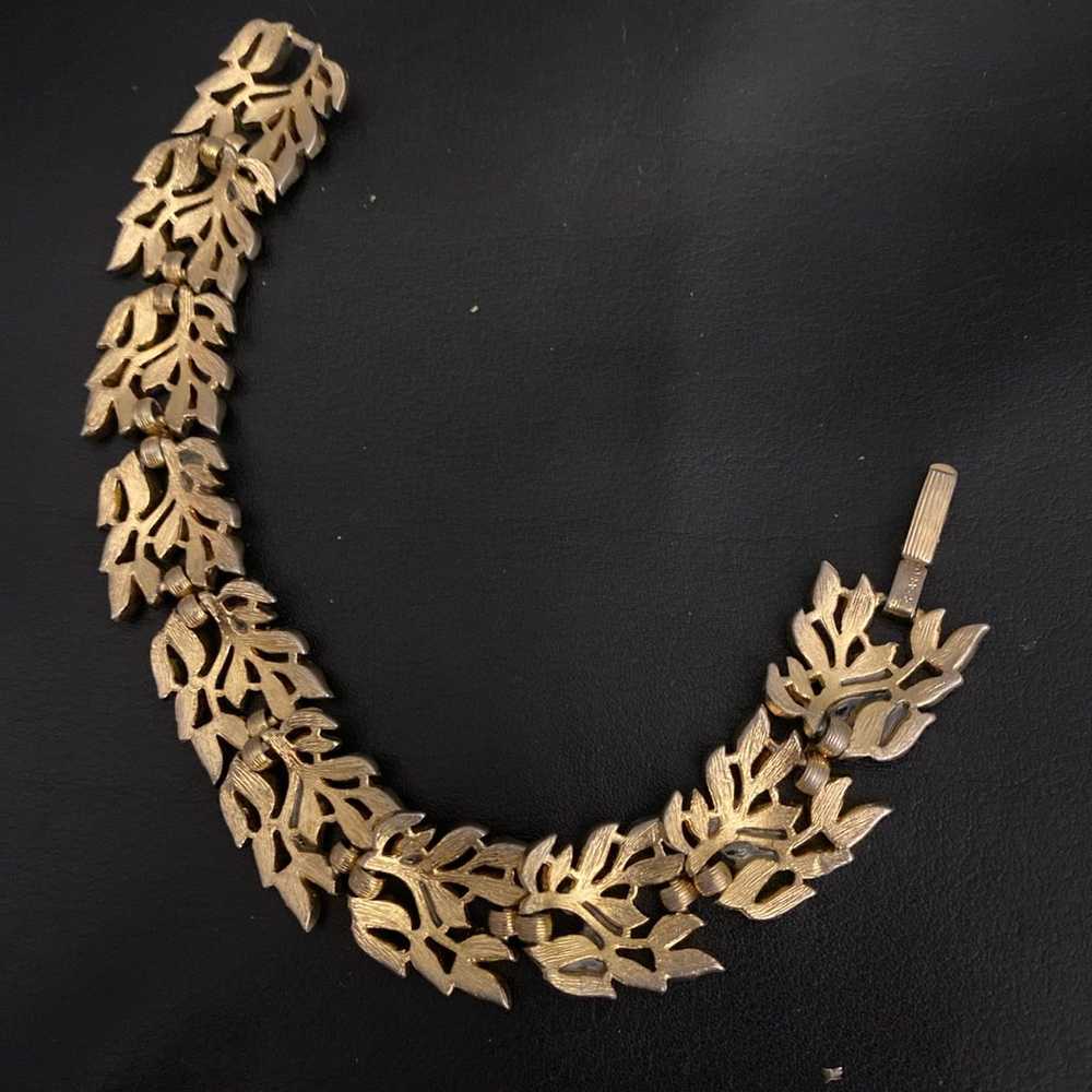 Vintage Gold Necklace & Bracelet - image 8