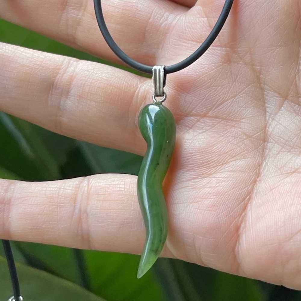 High quality natural spinach green nephrite jade … - image 3