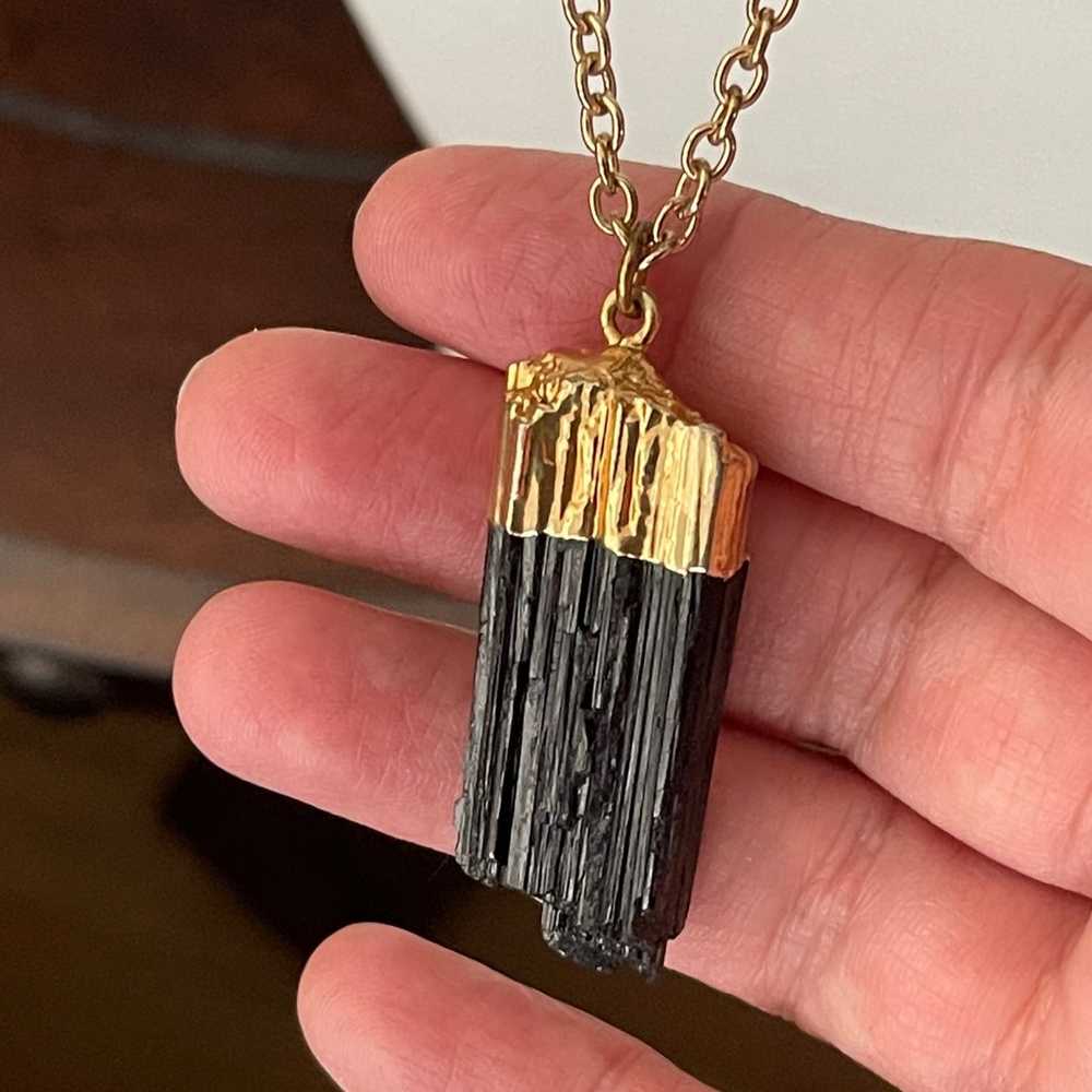 Natural black tourmaline gold tone pendant & long… - image 4