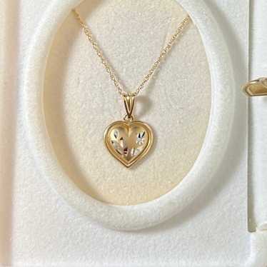 Vintage 14K Gold Heart Necklace Chain - image 1