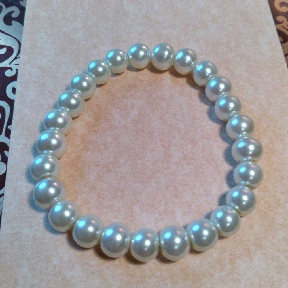 Freshwater Pearls Stretch Bracelet - image 1