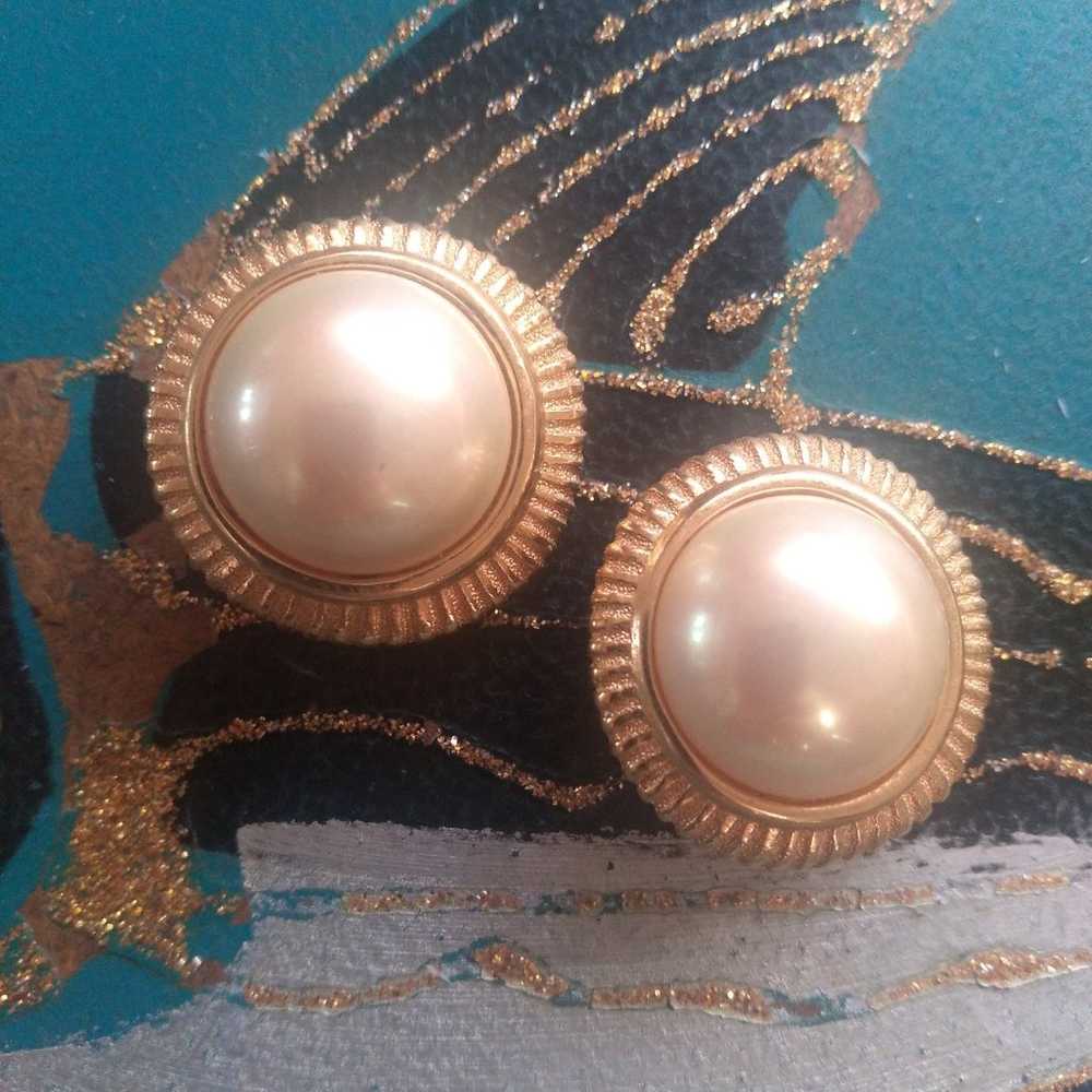 Christian Dior '80 vintage pearl clips - image 1