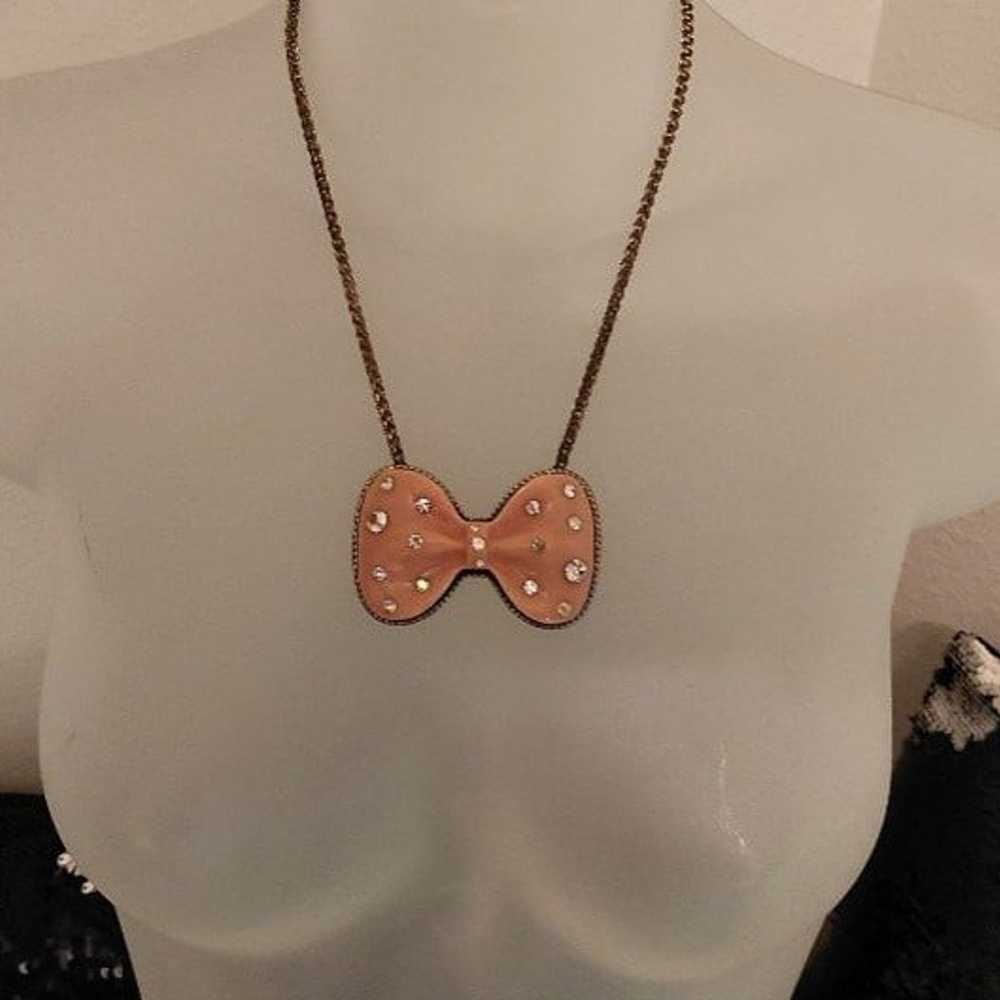 Betsey Johnson Rare Vintage Pink Rhinestone Bow N… - image 3