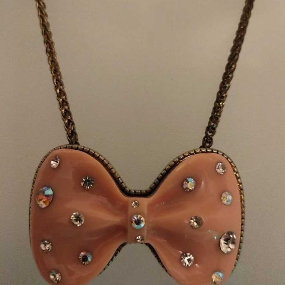 Betsey Johnson Rare Vintage Pink Rhinestone Bow N… - image 7