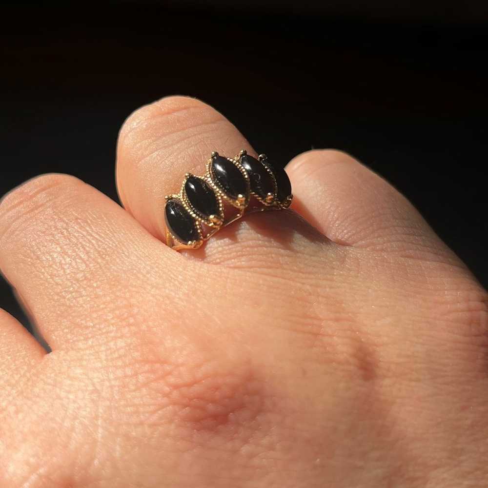 14k gold vintage coral ring - image 4