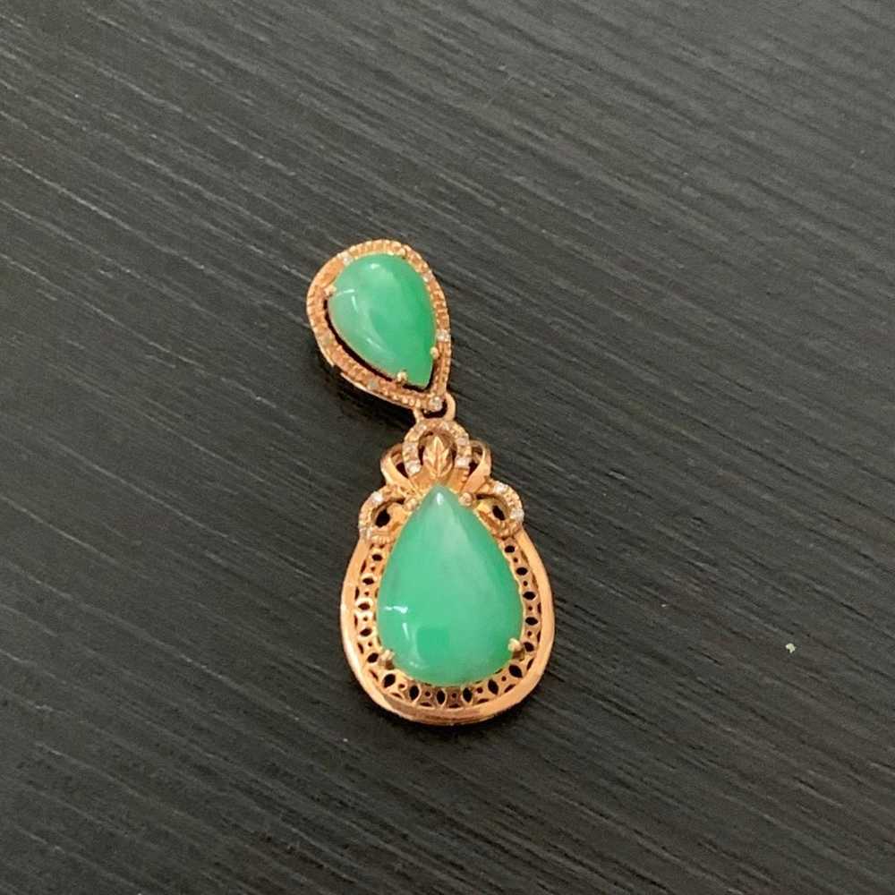 18k Gold Diamond Emerald Pendant - image 8