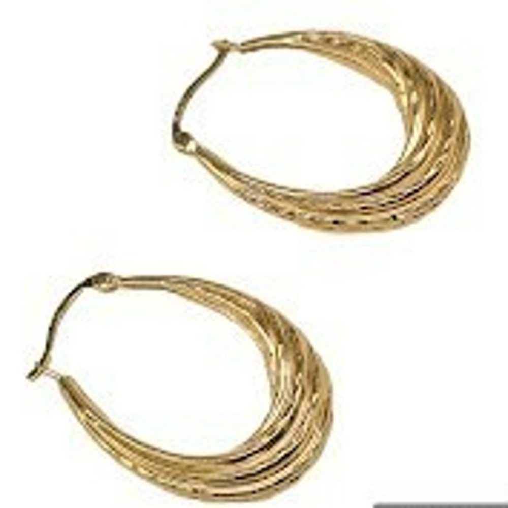 Light 14K gold vintage hoop earrings - image 4