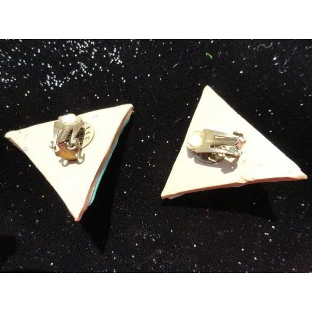 Vtg 1980's Handmade Resin Triangle Earrings Amber… - image 5