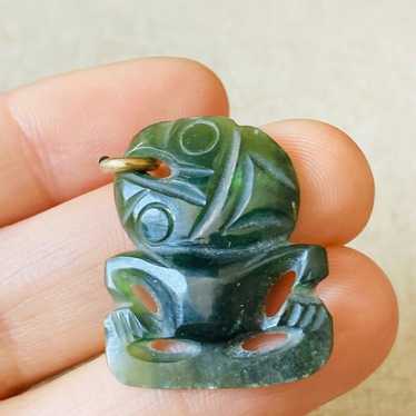 Vintage New Zealand Maori Hei Tiki jade charm pen… - image 1