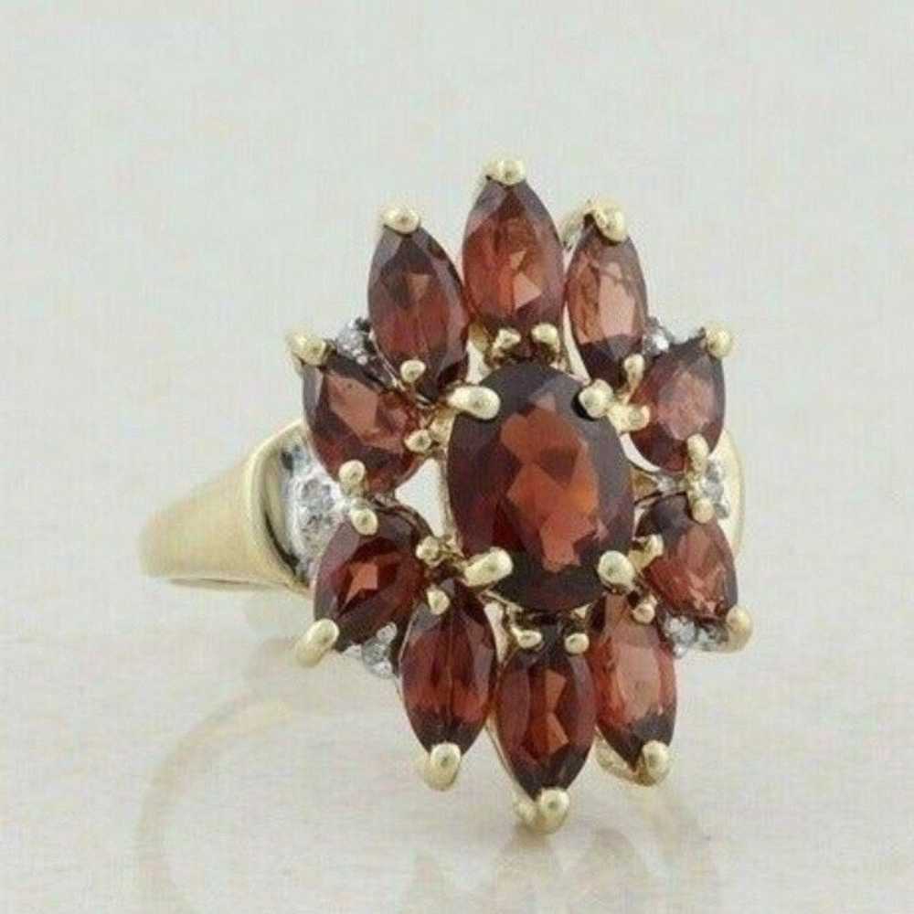 VTG 10k Yellow Gold Natural Garnet and Diamond Fl… - image 1