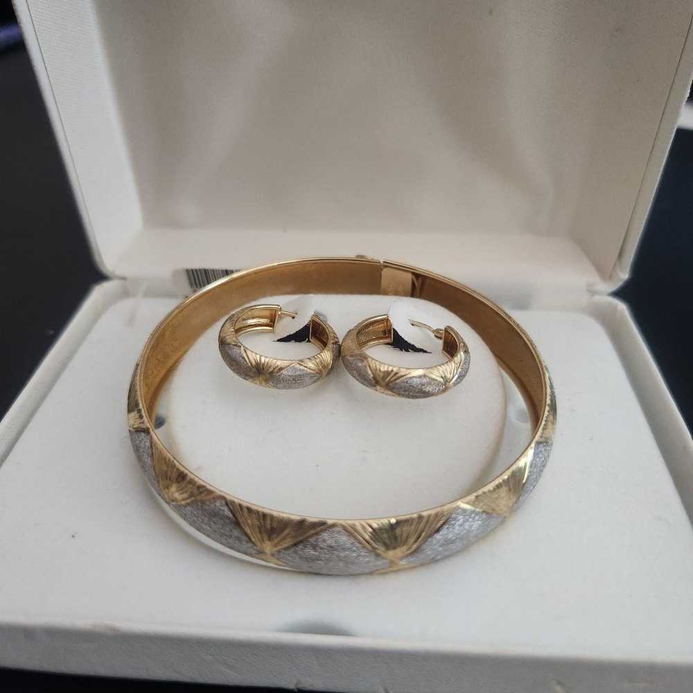 10k gold bracelet and earrings - image 1