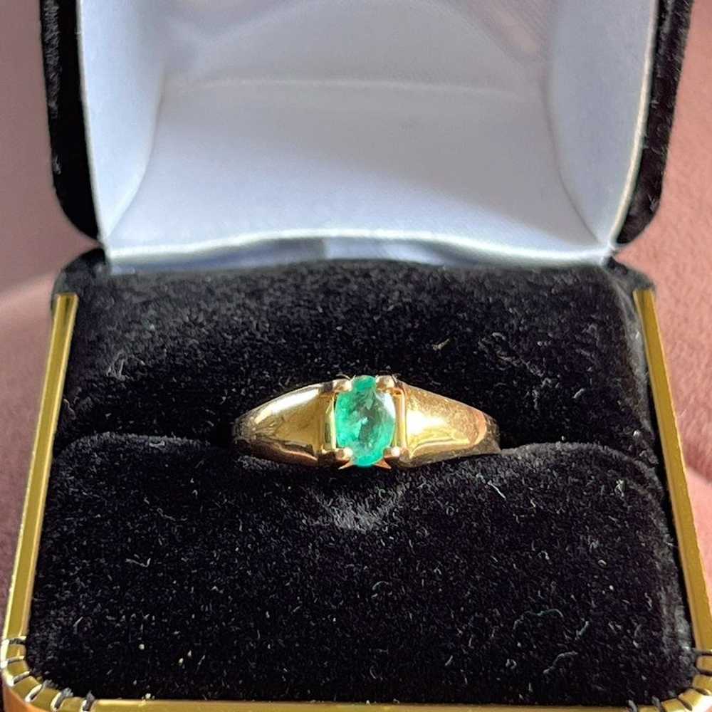 14k Natural Emerald Ring - image 1