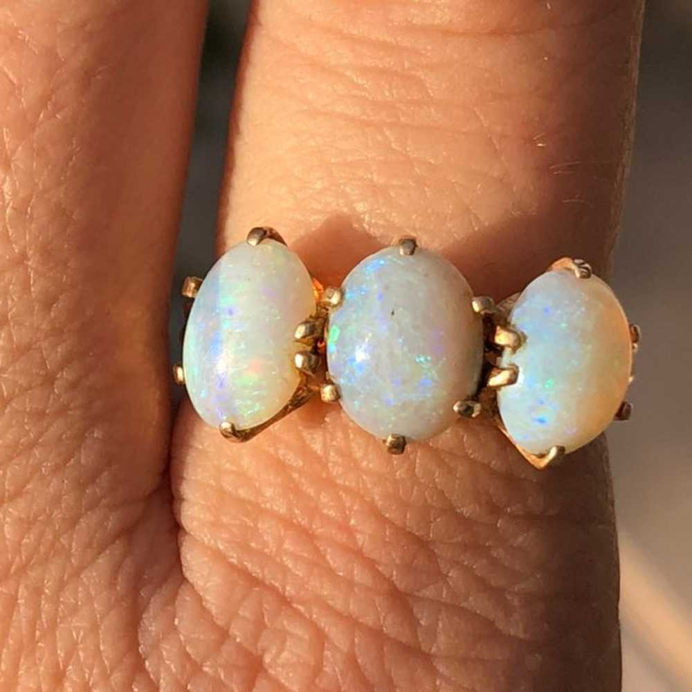 Harlequin Opal 3 Stone Ring 3 Carat 14k - image 4