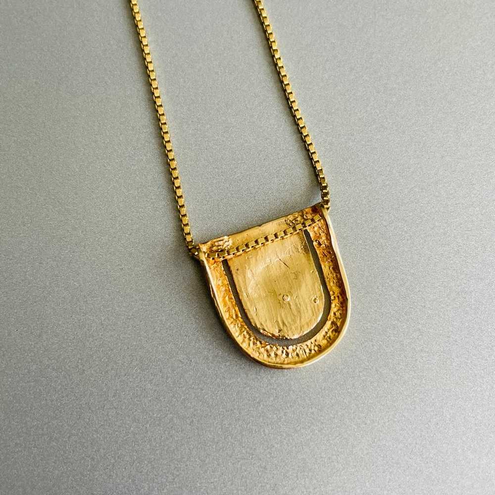 Vintage Solid 14k Gold Nugget Horseshoe Textured … - image 5