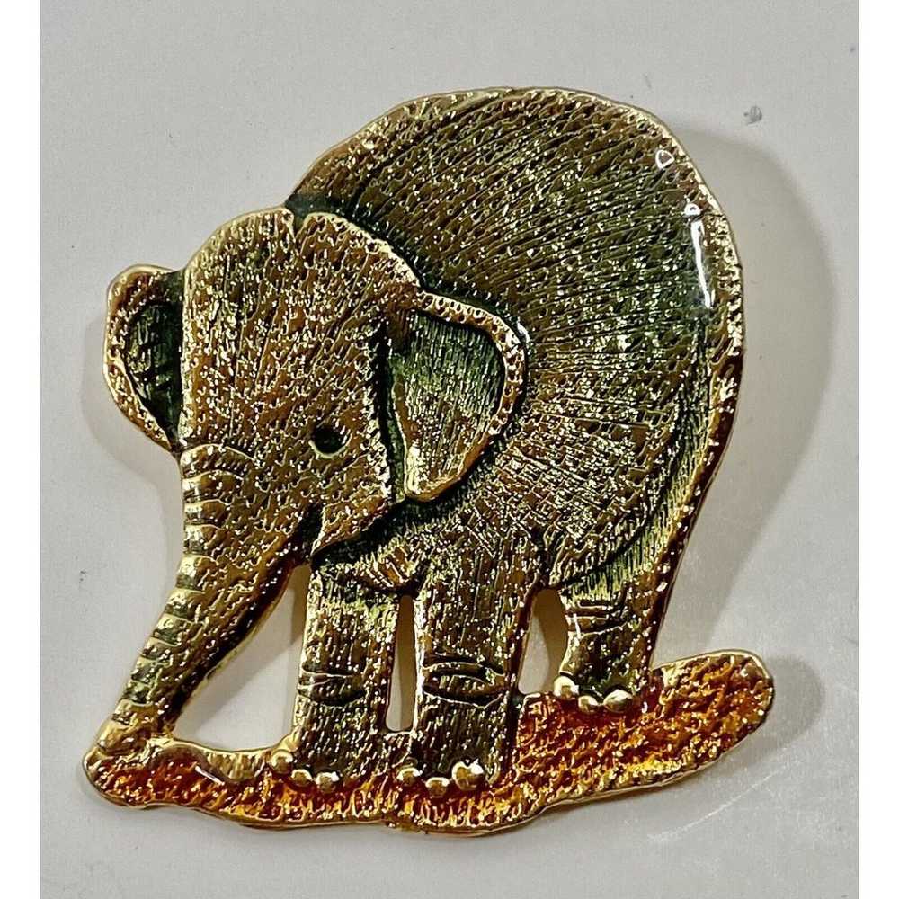 Vintage Elephant Brooch Pin Enamel Sparkles Goldt… - image 1