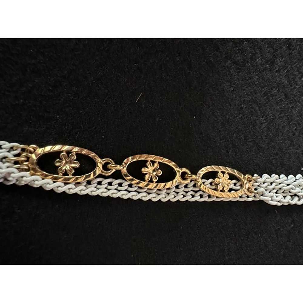 Vintage Monet White Enamel Metal Chain and Goldto… - image 4