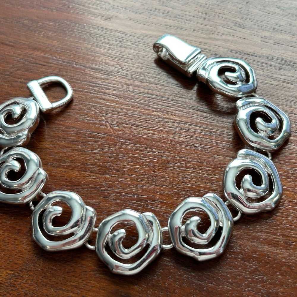 Vintage Silver Tone Spiral Panel Link Bracelet Ma… - image 2