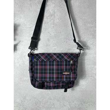 vintage EASTPAK messenger bag usa製 2000s Vintage Eastpak Messenger Bag - Size OS | Constant