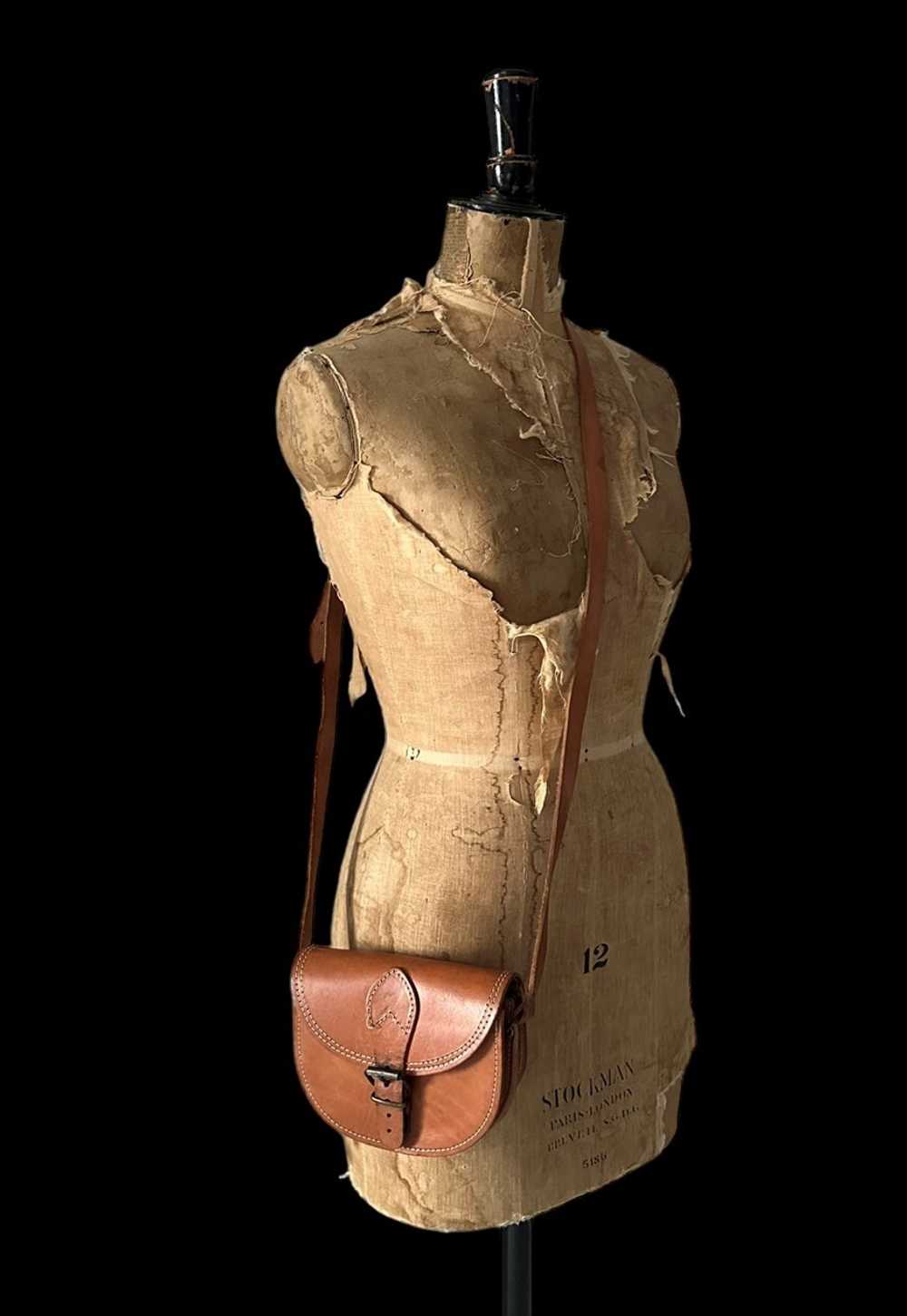 70's Vintage Brown Leather Cross Body Saddle Bag - image 2